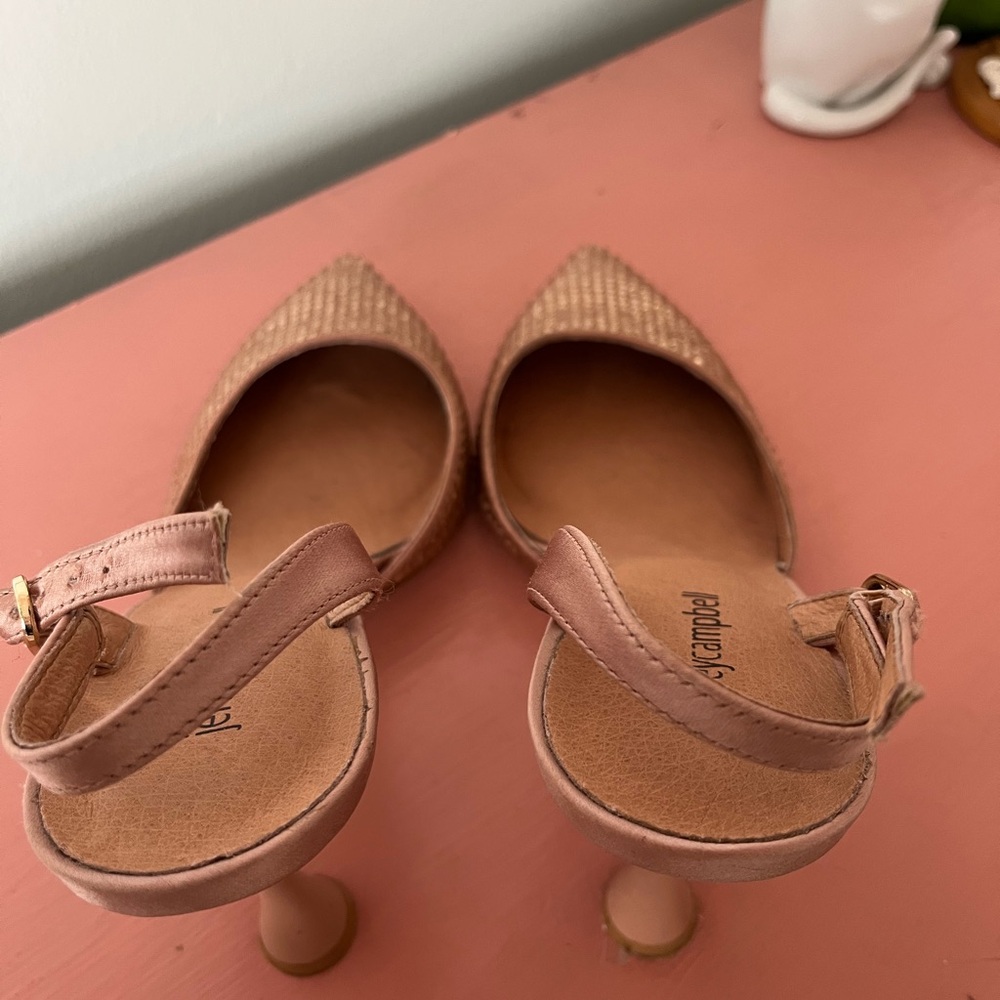 Jeffrey Campbell Shiner Pumps (8.5 equivalent) - Picture 2 of 6